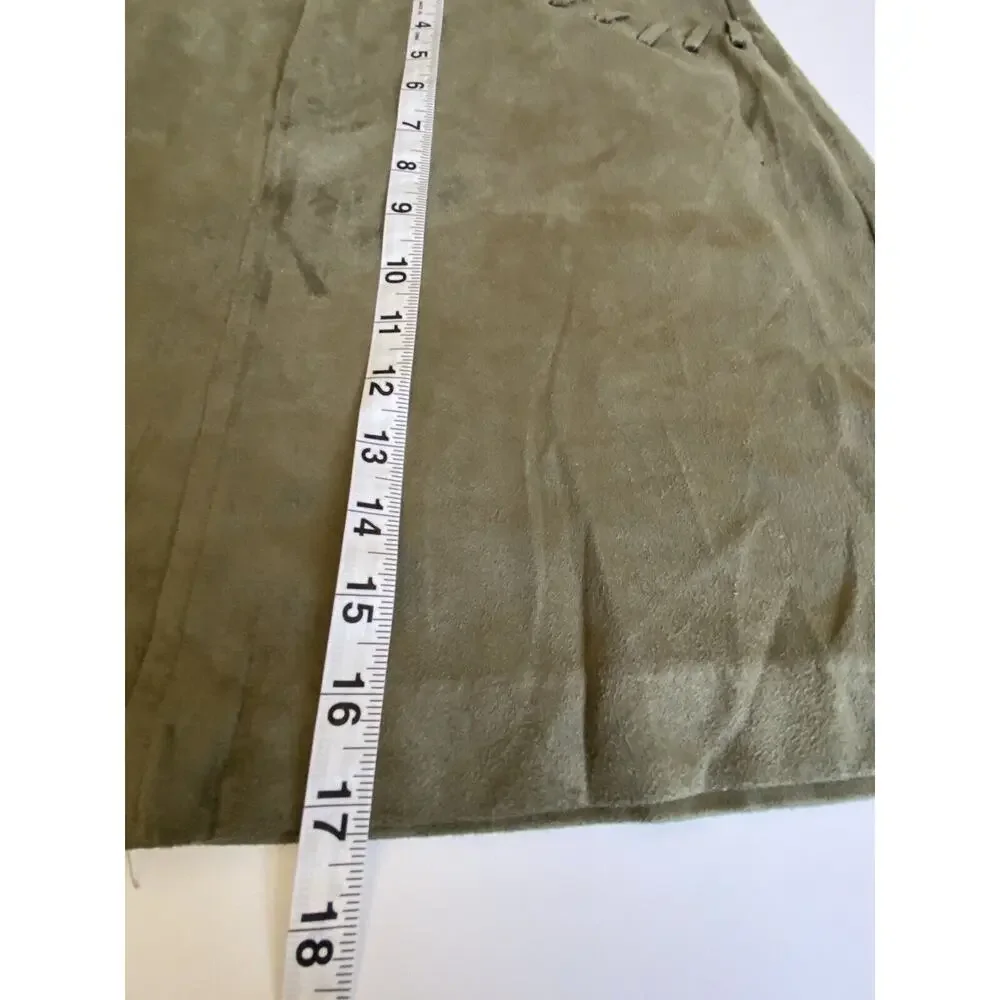 Dee Dee Mossy Light Green Faux Suede Mini Skirt Women's Size Medium